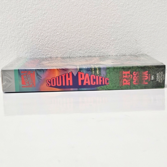 Rodgers & Hammerstein's South Pacific Movie VHS Tape - Picture 7 of 14